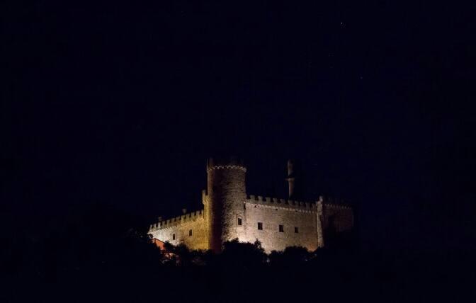 Casa Rural Castillo De Caces Exteriör bild